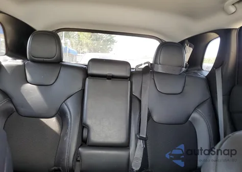 2020 Jeep Cherokee Latitude Plus z USA, uszkodzony, nr VIN 1C4PJMLB4LD564201